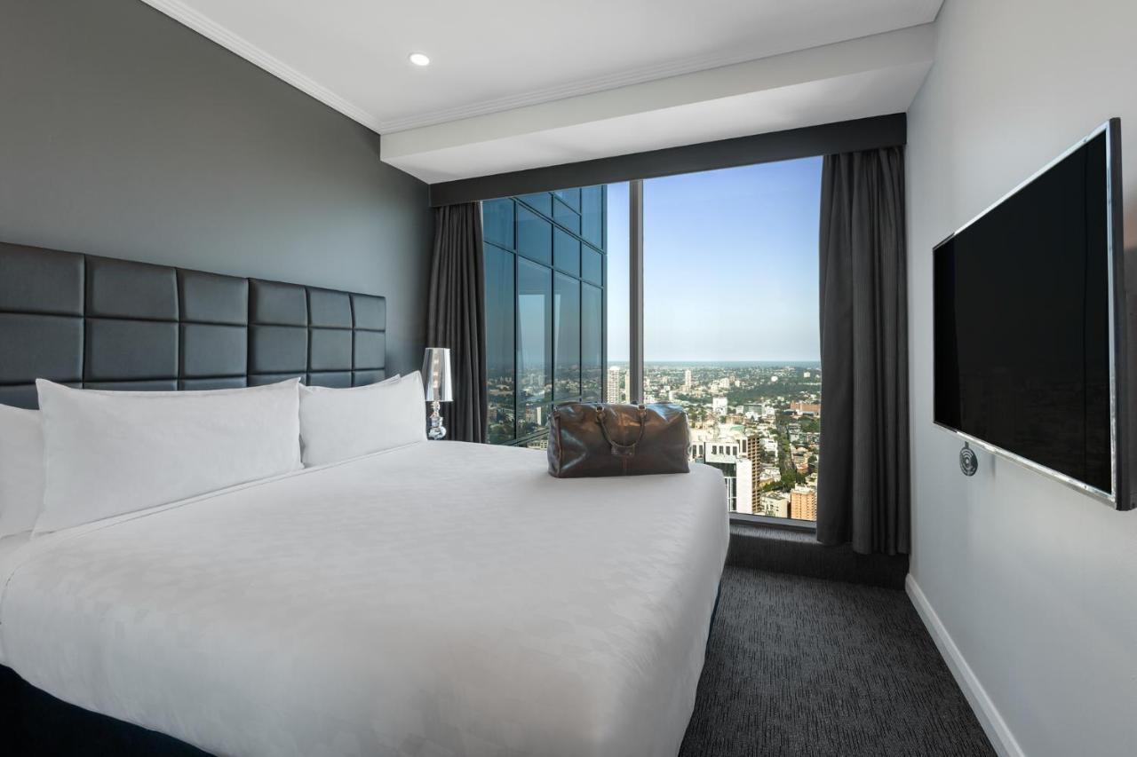 Meriton Suites World Tower, Sydney Exterior photo A bedroom at the hotel