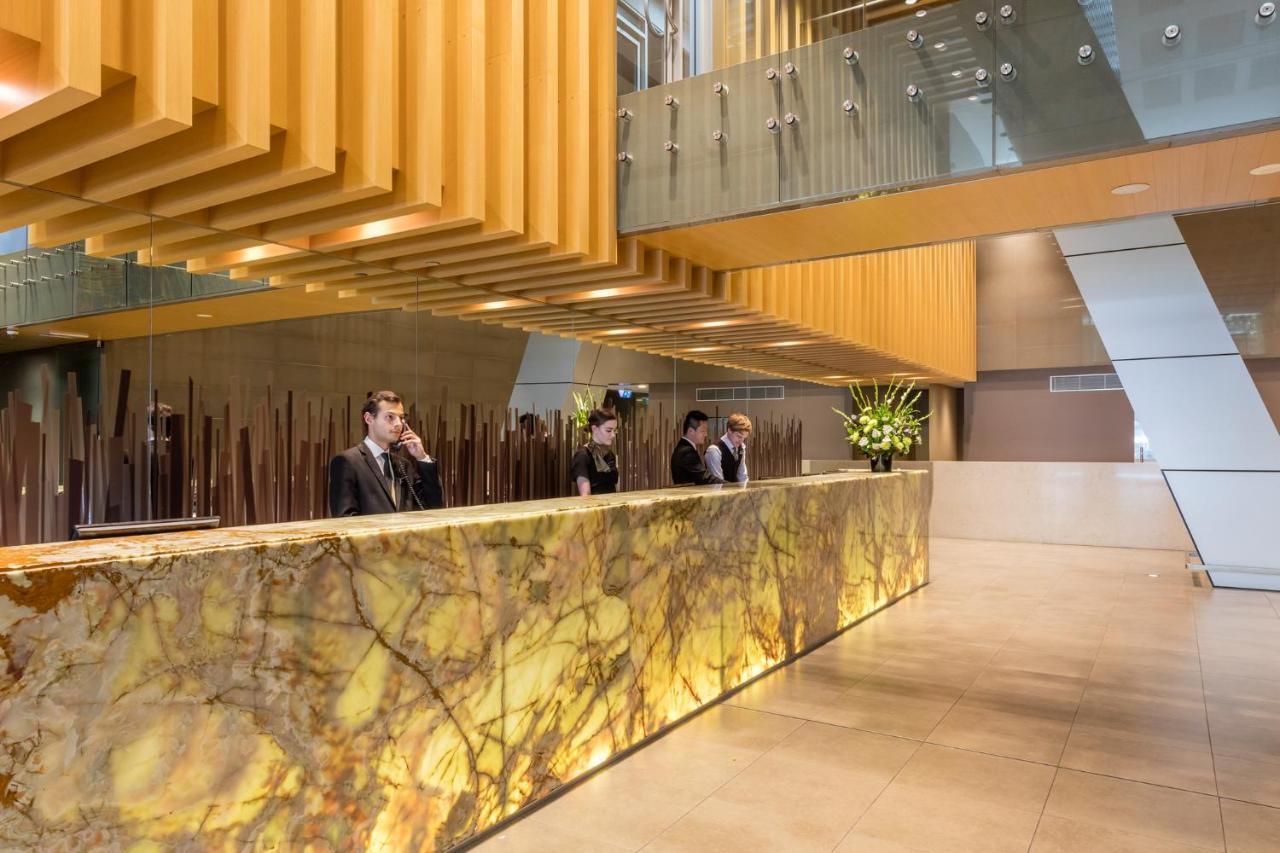 Meriton Suites World Tower, Sydney Exterior photo The lobby of the Ritz-Carlton, Perth