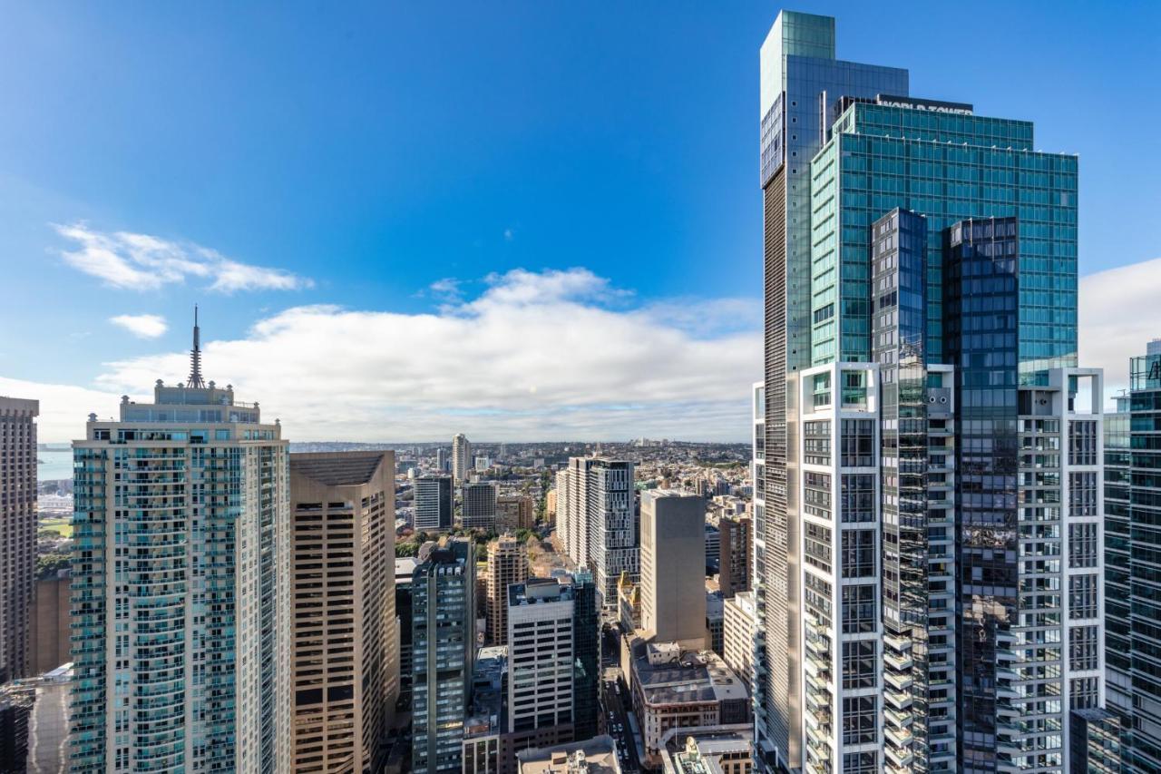 Meriton Suites World Tower, Sydney Exterior photo The Melbourne skyline